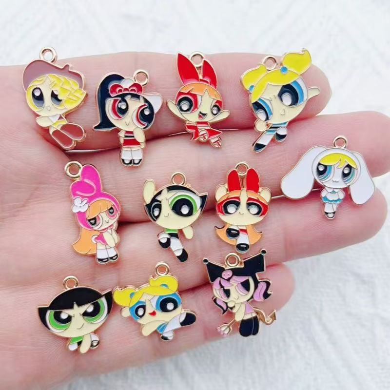 Jewelry Making Accessories - จี้รูปการ์ตูนสาวน้อยเคลือบน้ำมัน 10 ชิ้น ทำจากโลหะผสม สำหรับทำเครื่องประดับ DIY