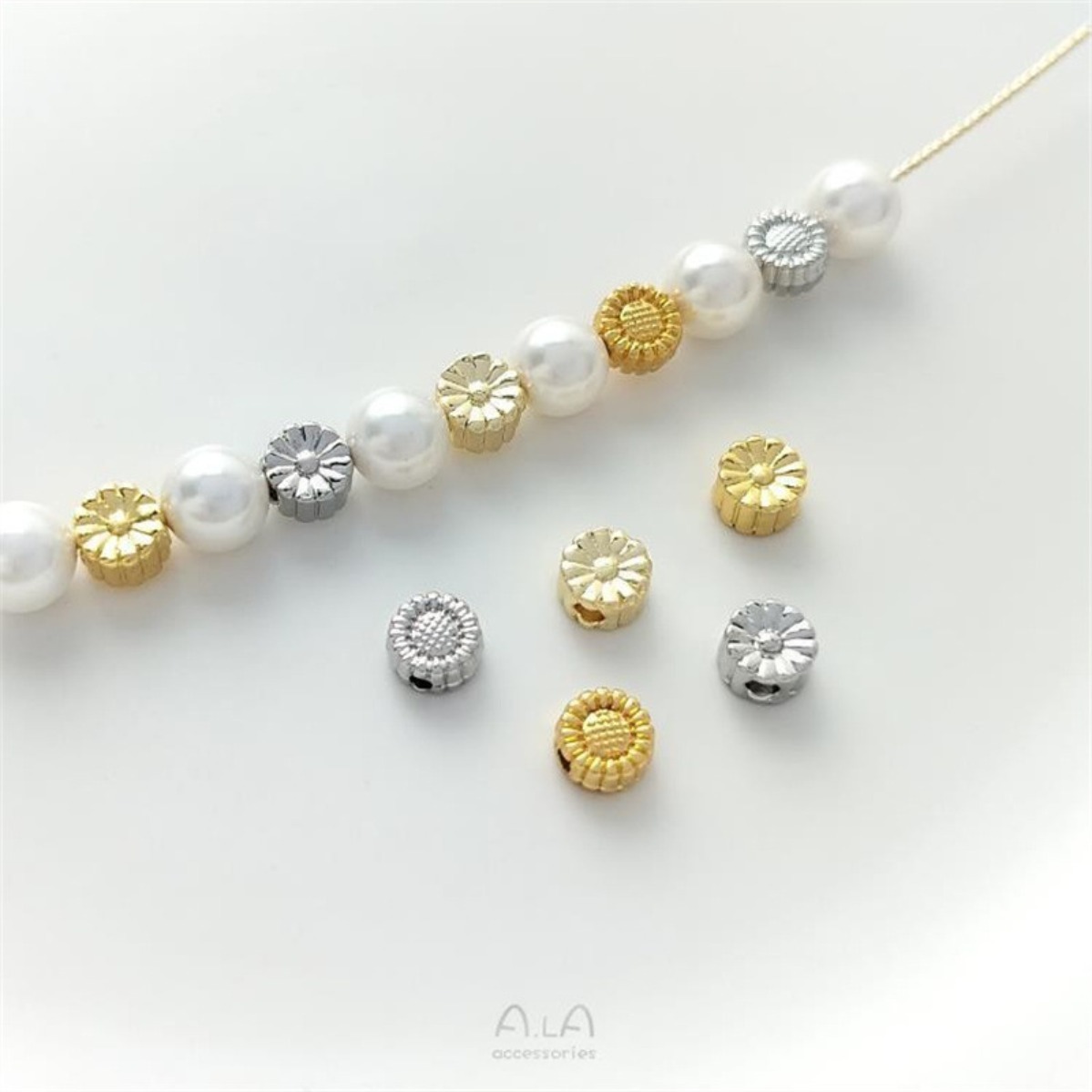 ลูกปัดทองเหลือง 14K สีทองอ่อน  - Jewelry Making Light บทวิจารณ์และราคา
